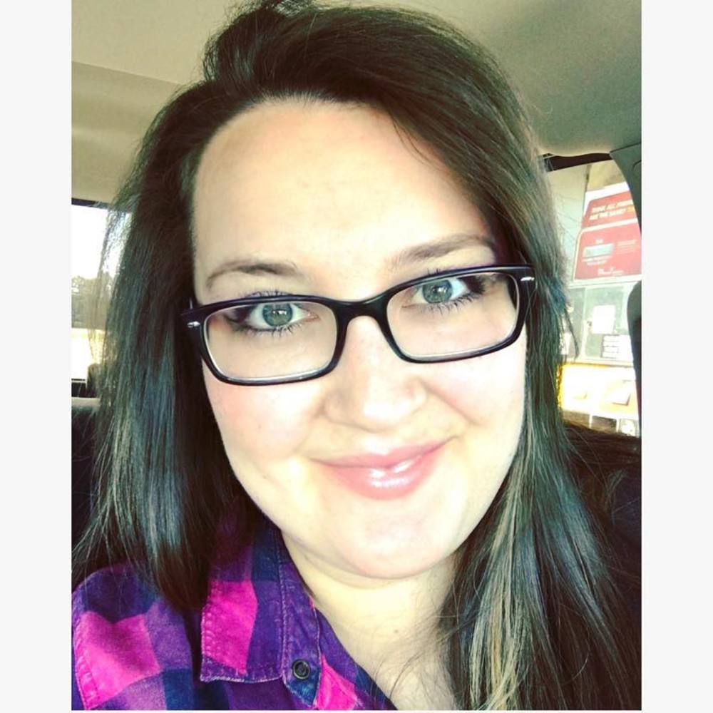 Meet your Posher, Julie